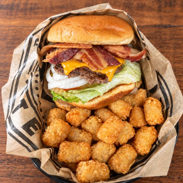 Bacon Cheeseburger.